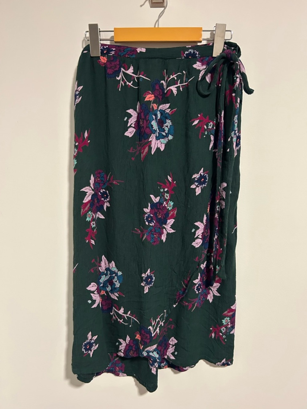 Patrons of Peace Floral Wrap Midi Skirt Size M